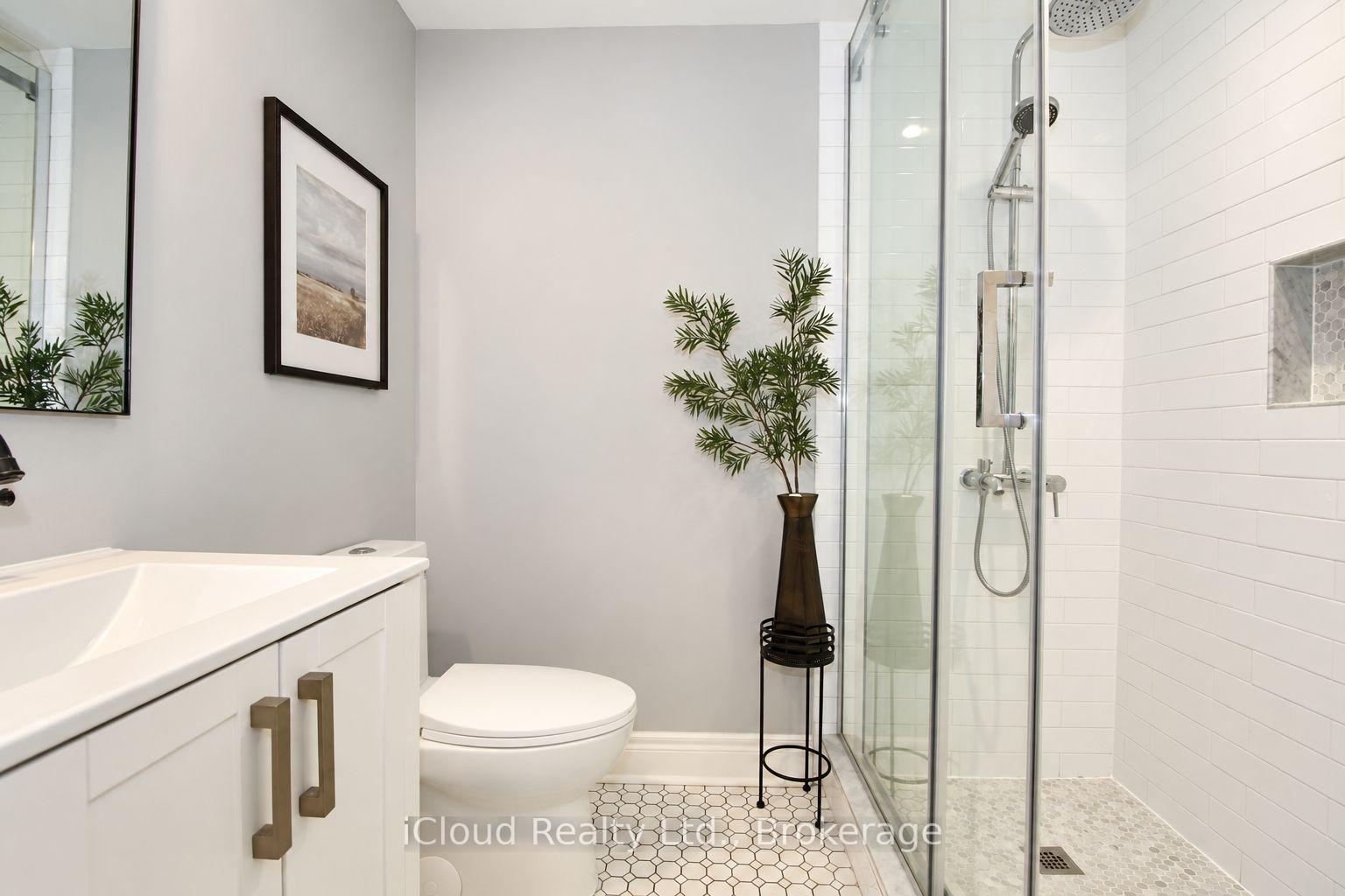 Photo 26 of 20 Beavervalley Drive, Brampton, Fletcher's Meadow — HOMEH