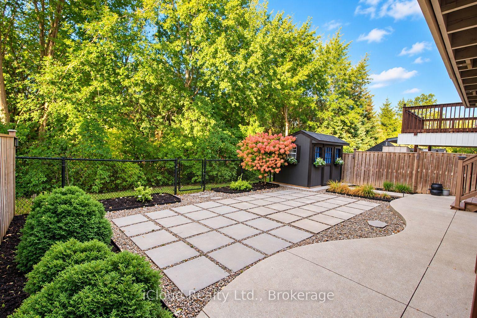 Photo 30 of 20 Beavervalley Drive, Brampton, Fletcher's Meadow — HOMEH