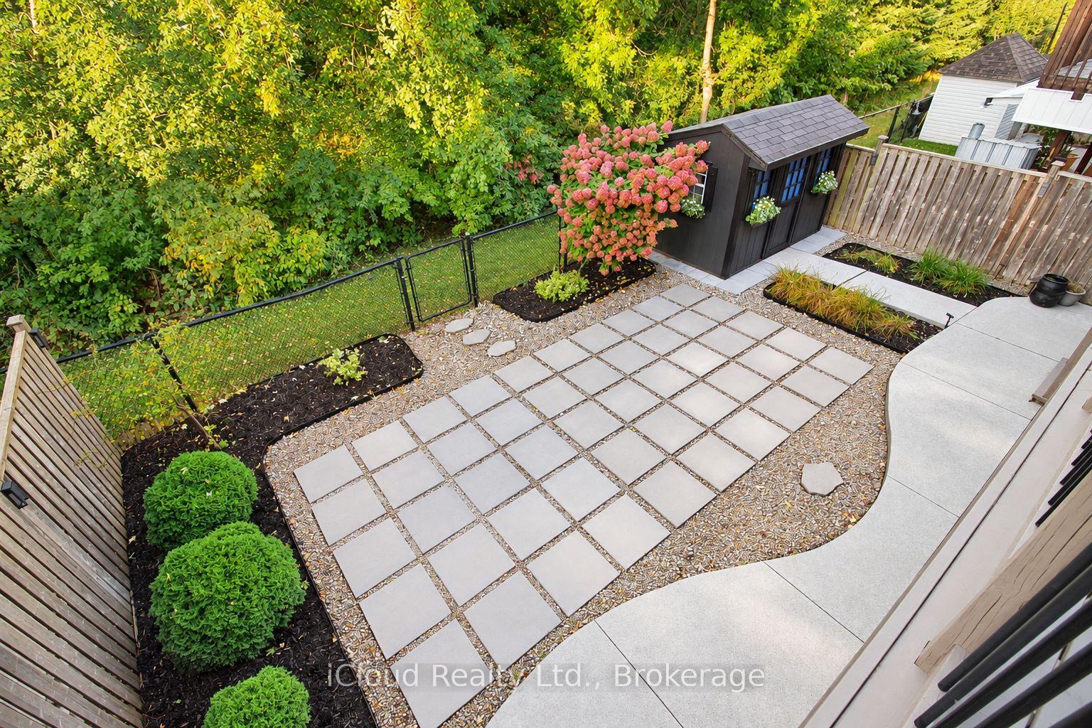 Photo 35 of 20 Beavervalley Drive, Brampton, Fletcher's Meadow — HOMEH