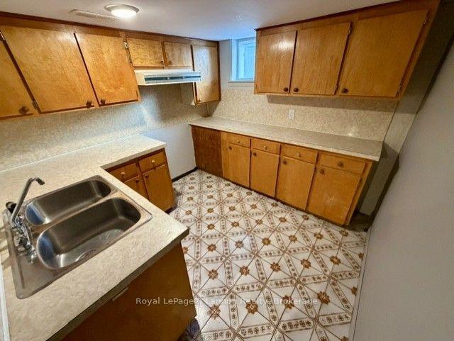 Photo 17 of 440 Archibald Street S, Thunder Bay, Hyde Park — HOMEH