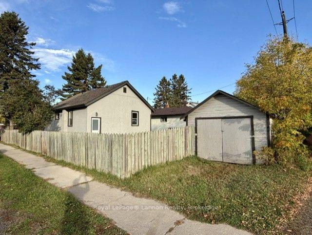 Photo 38 of 440 Archibald Street S, Thunder Bay, Hyde Park — HOMEH