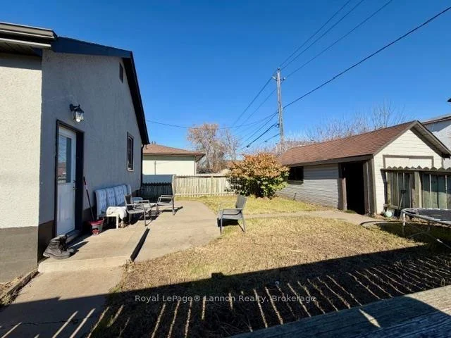Photo 6 of 440 Archibald Street S, Thunder Bay, Hyde Park — HOMEH