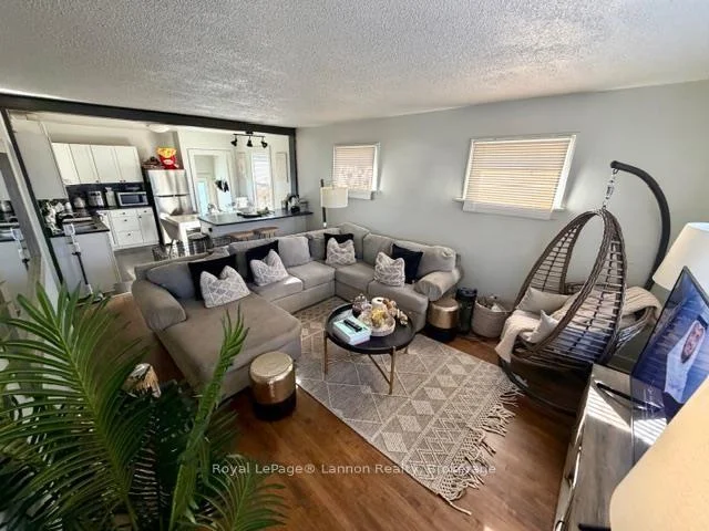 Photo 8 of 440 Archibald Street S, Thunder Bay, Hyde Park — HOMEH