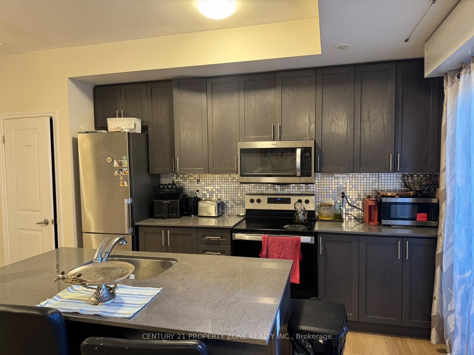 Photo 3 of Unit 10, 485 Beresford Path, Oshawa, Central — HOMEH