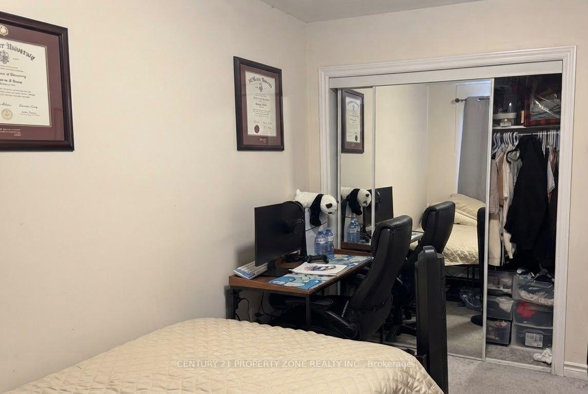 Photo 12 of Unit 10, 485 Beresford Path, Oshawa, Central — HOMEH