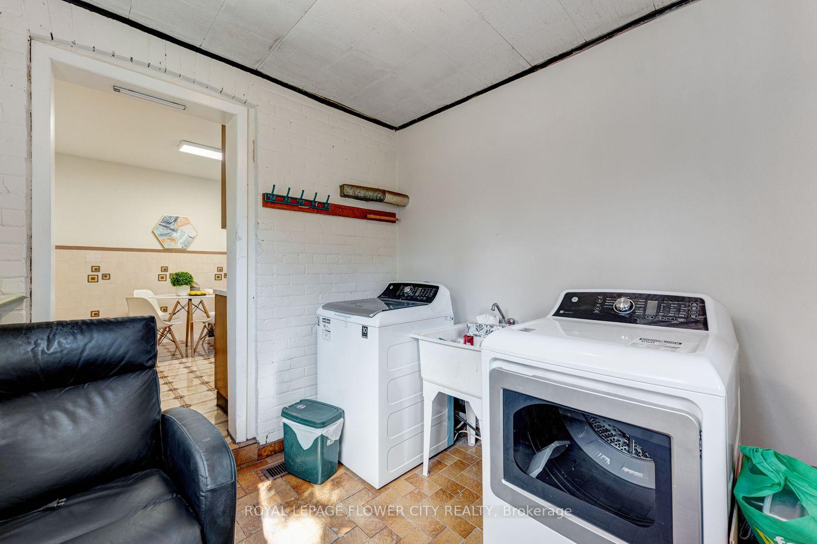 Photo 45 of 11 Mcneil Street, Hamilton, Central — HOMEH