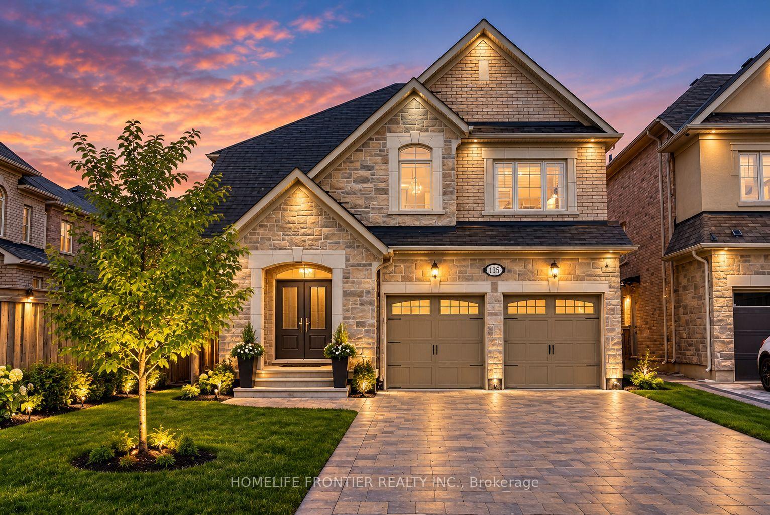 Photo of 135 Ross Vennare Crescent