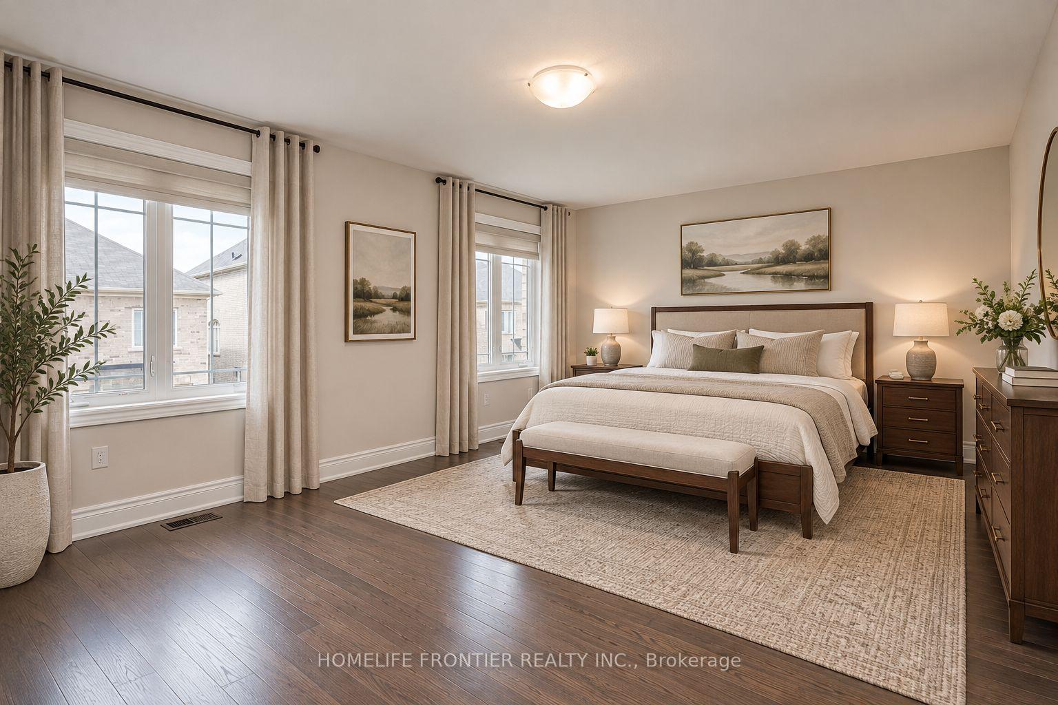 Photo 10 of 135 Ross Vennare Crescent, Vaughan, Kleinburg — HOMEH