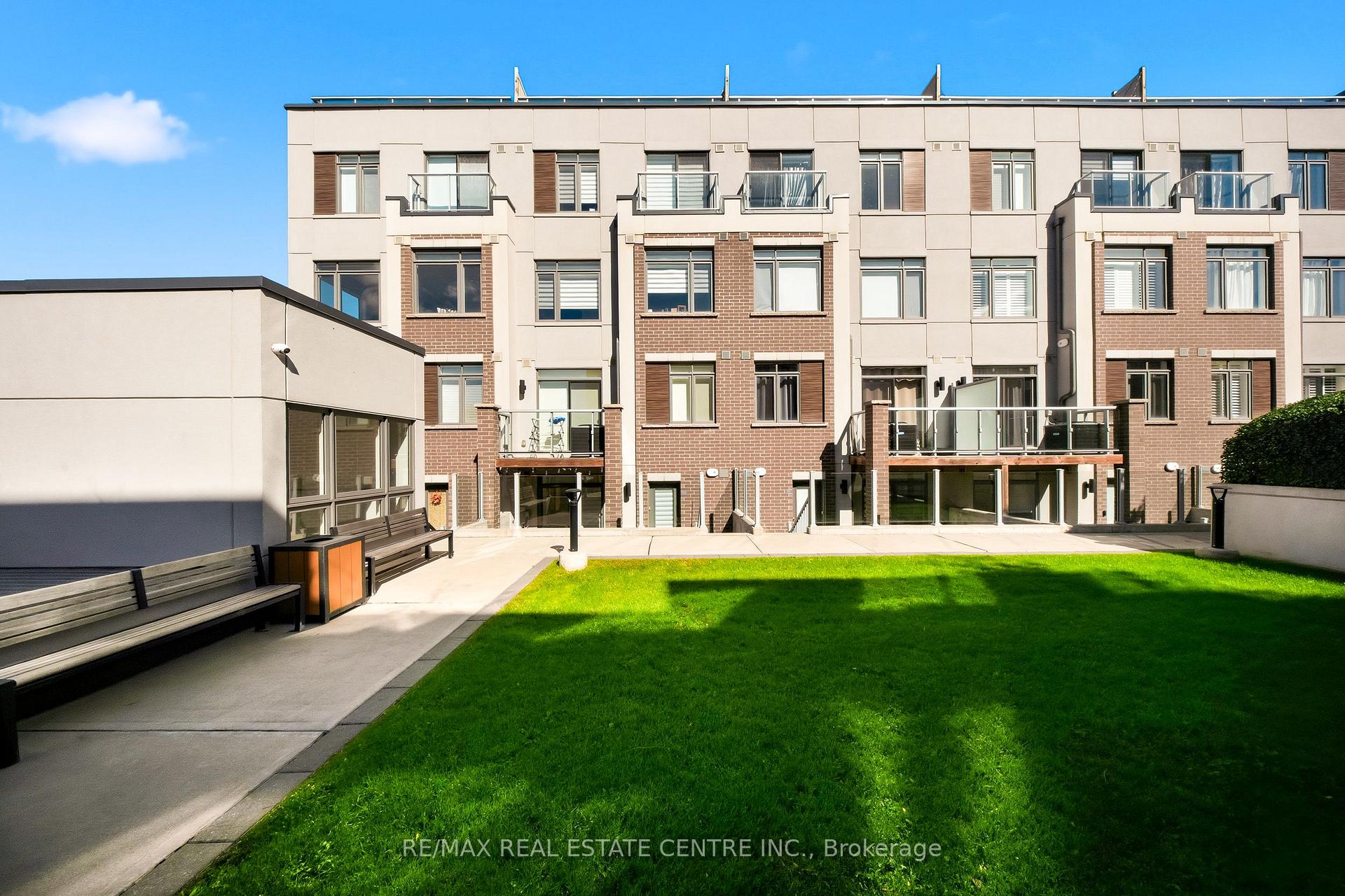 Photo 1 of Unit 117, 3078 Sixth Line, Oakville, Glenorchy — HOMEH