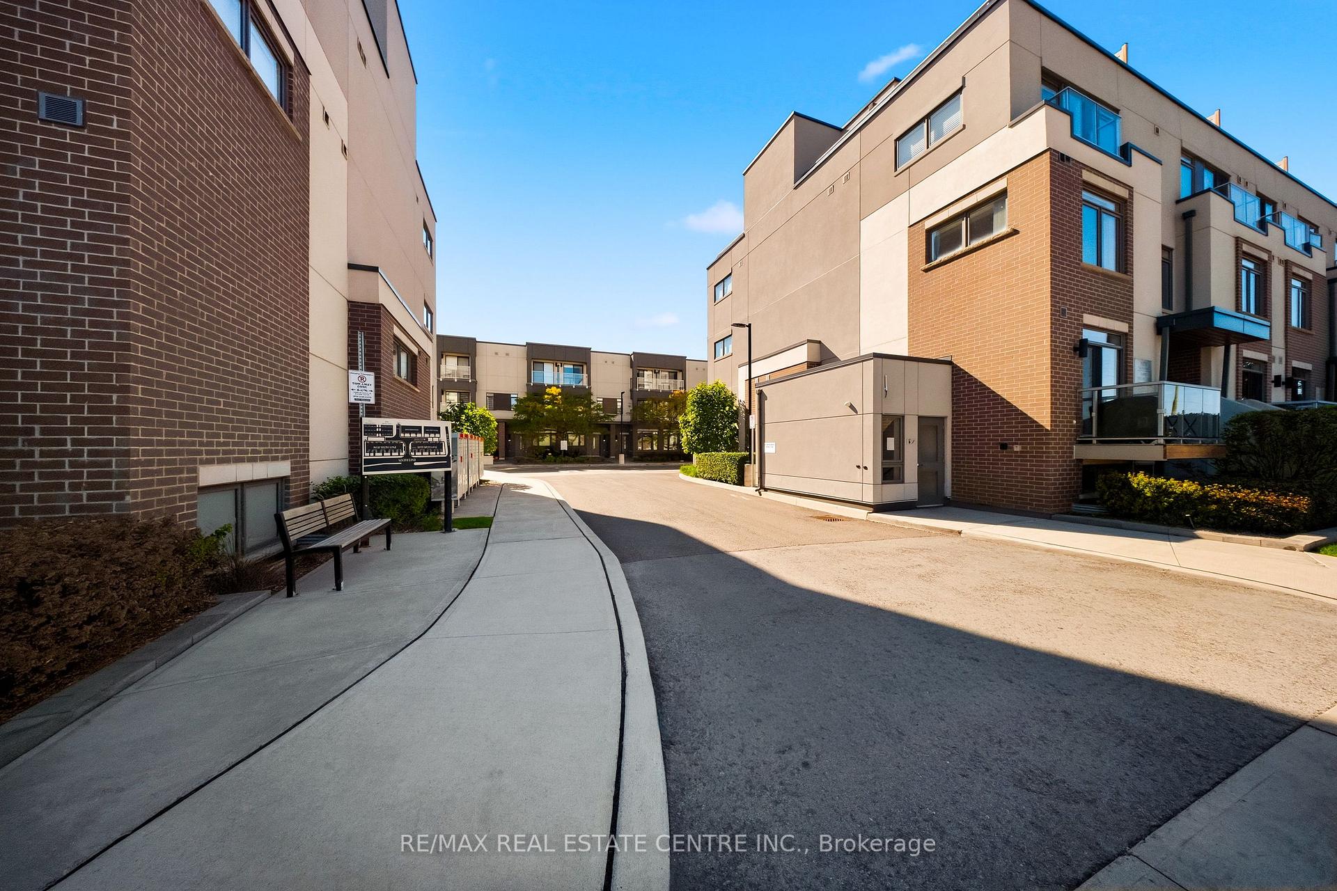 Photo 5 of Unit 117, 3078 Sixth Line, Oakville, Glenorchy — HOMEH