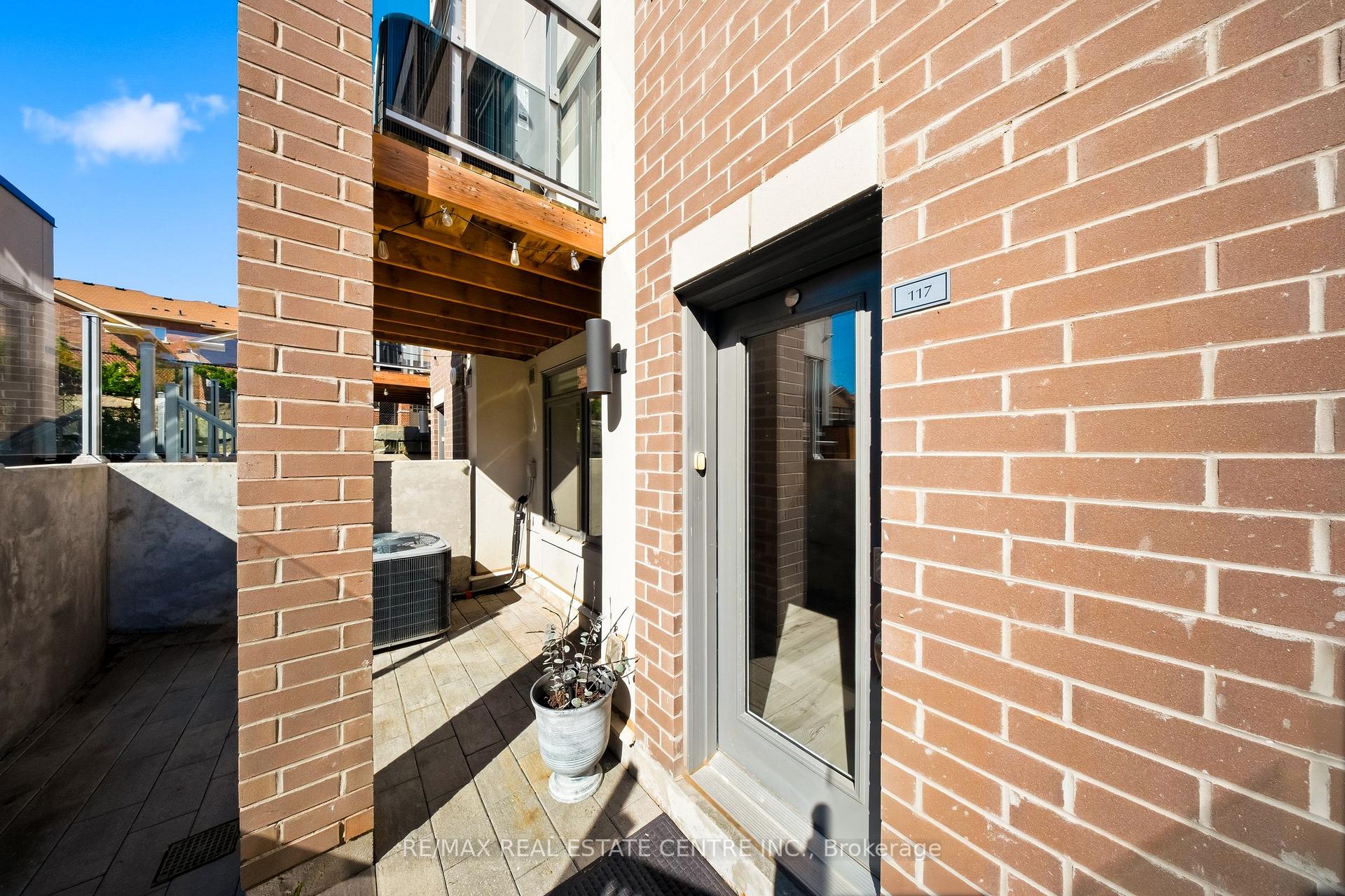Photo 6 of Unit 117, 3078 Sixth Line, Oakville, Glenorchy — HOMEH