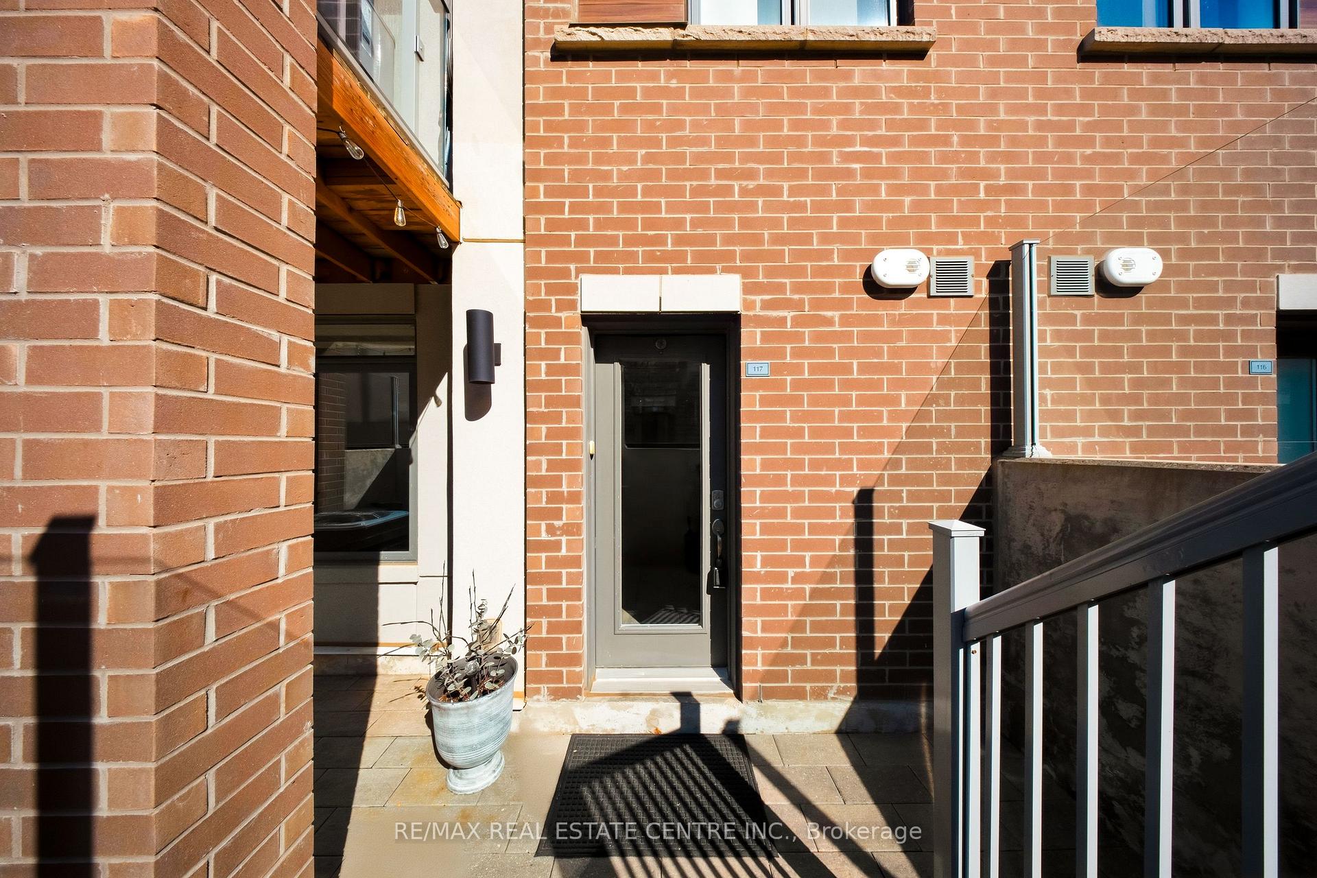 Photo 7 of Unit 117, 3078 Sixth Line, Oakville, Glenorchy — HOMEH