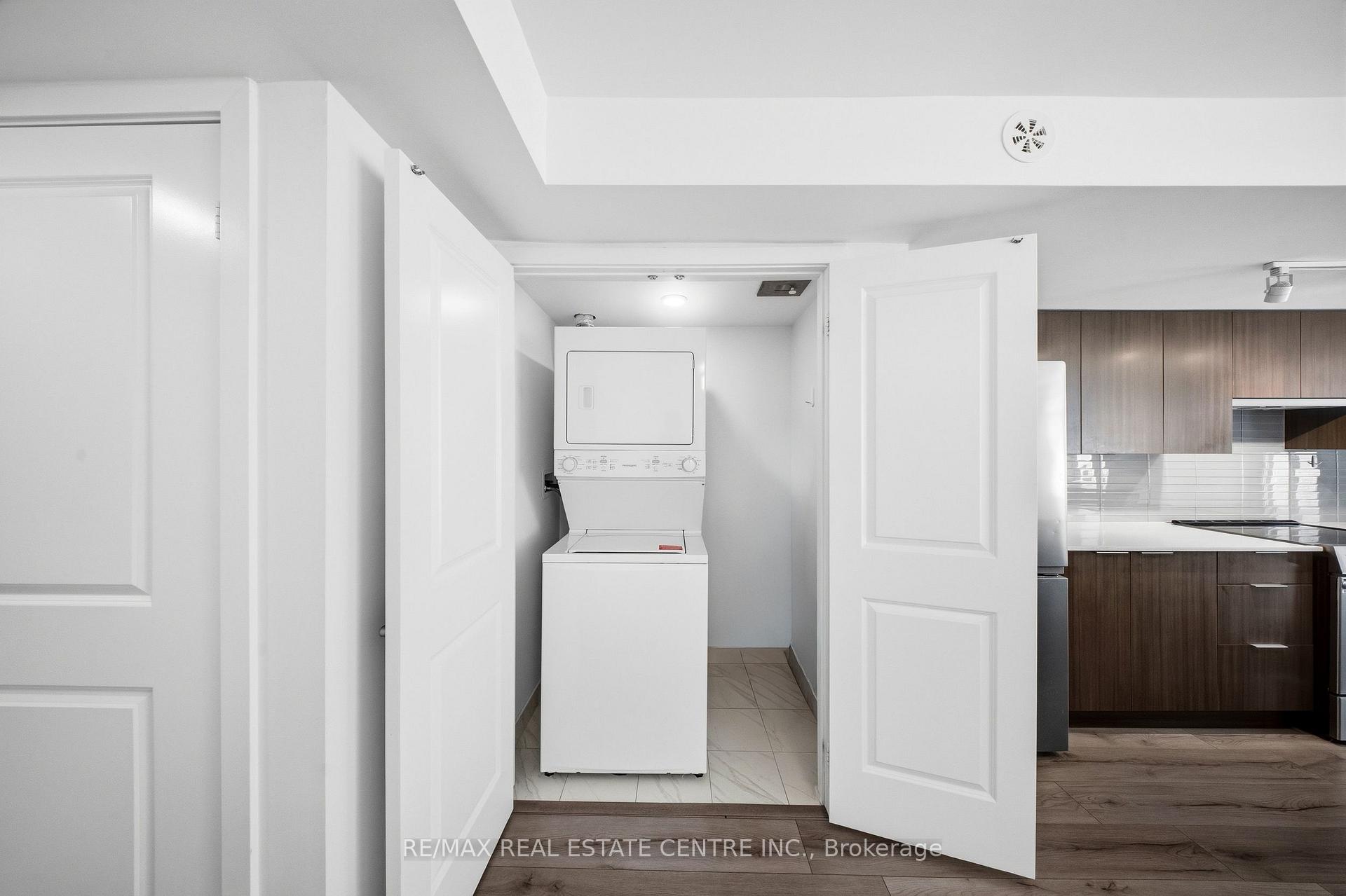 Photo 33 of Unit 117, 3078 Sixth Line, Oakville, Glenorchy — HOMEH