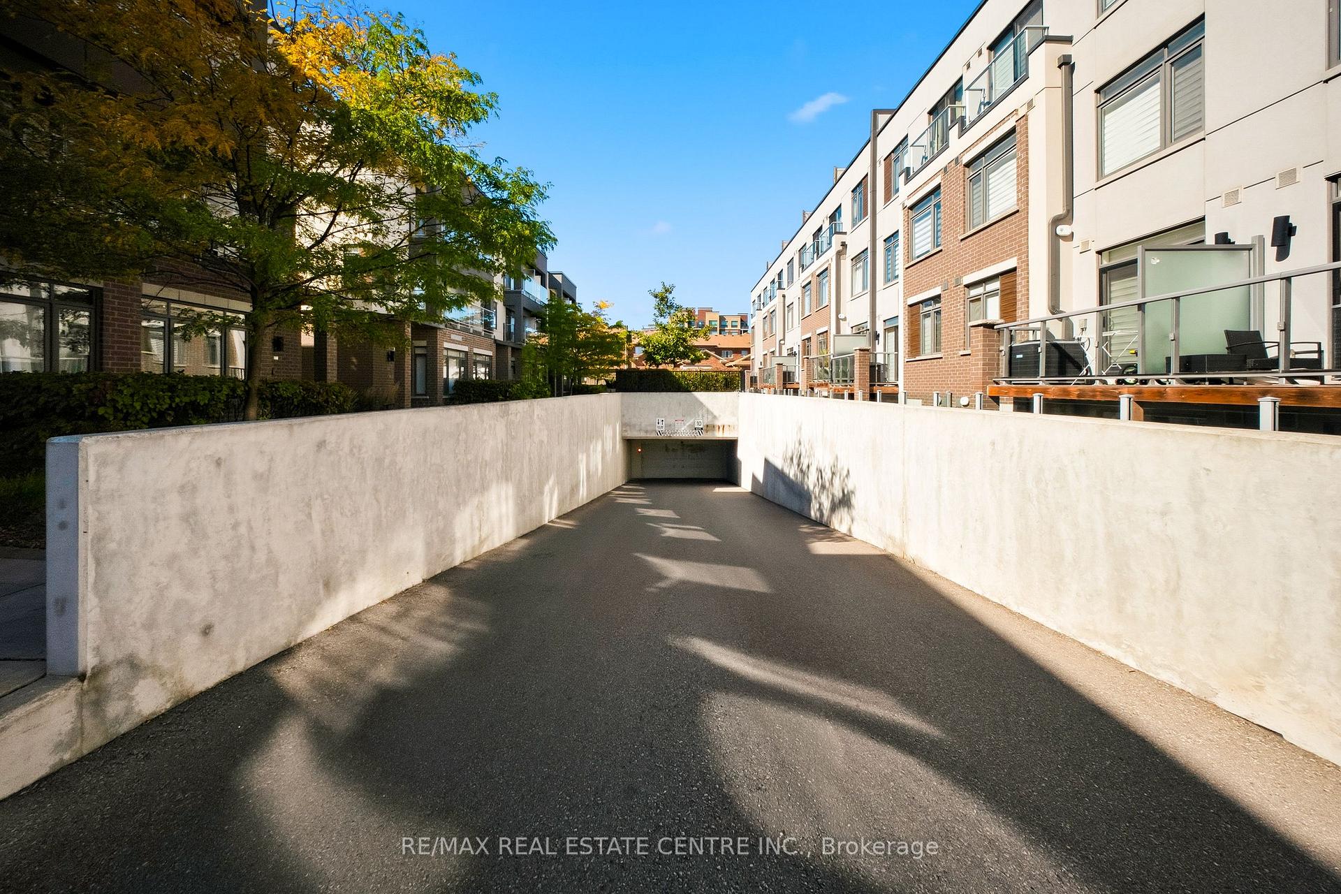 Photo 38 of Unit 117, 3078 Sixth Line, Oakville, Glenorchy — HOMEH
