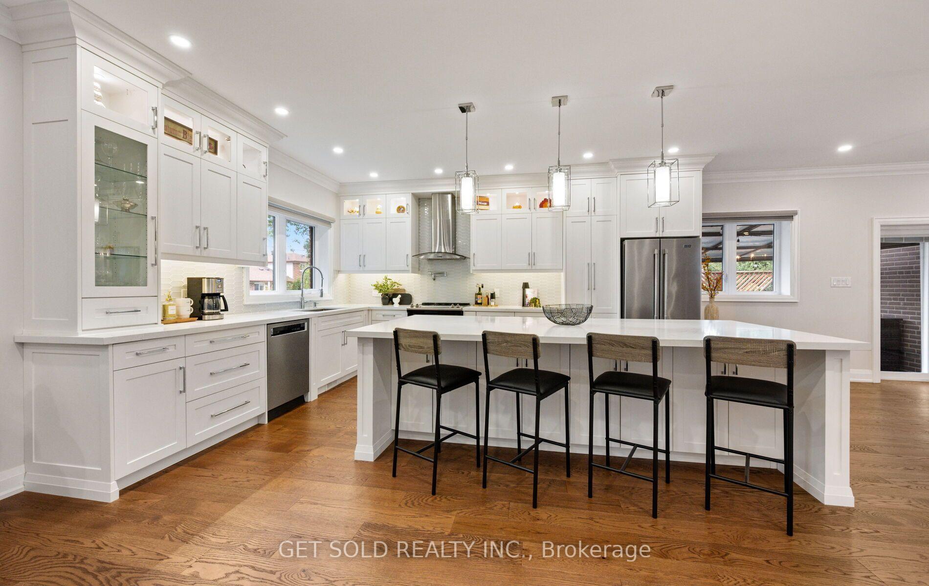Photo of 8 Hackmore Avenue