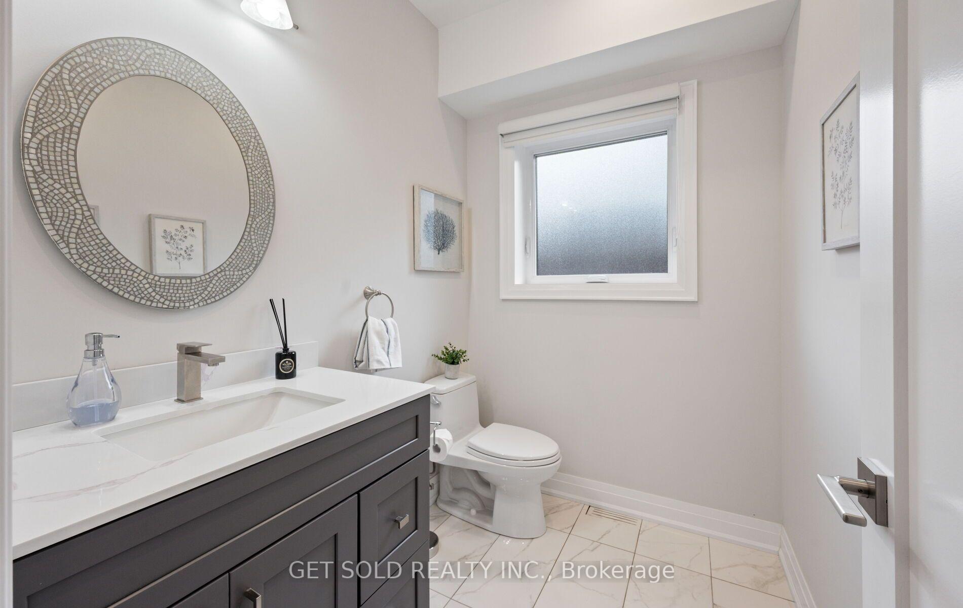 Photo 15 of 8 Hackmore Avenue, Etobicoke, Elms-Old Rexdale — HOMEH