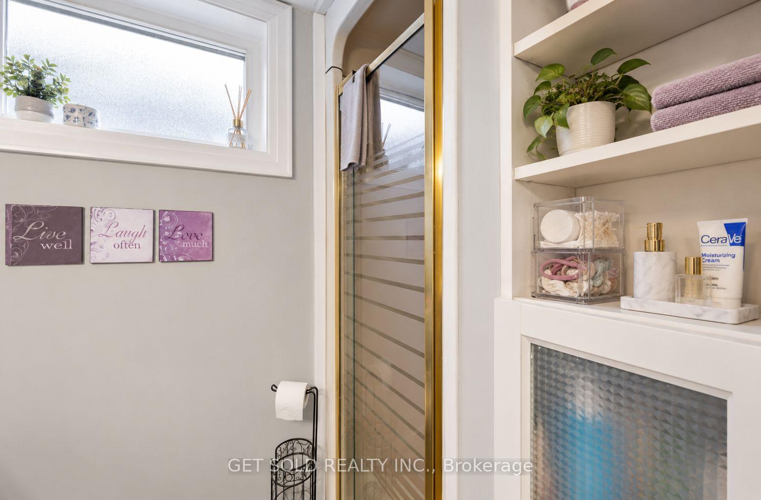 Photo 33 of 8 Hackmore Avenue, Etobicoke, Elms-Old Rexdale — HOMEH
