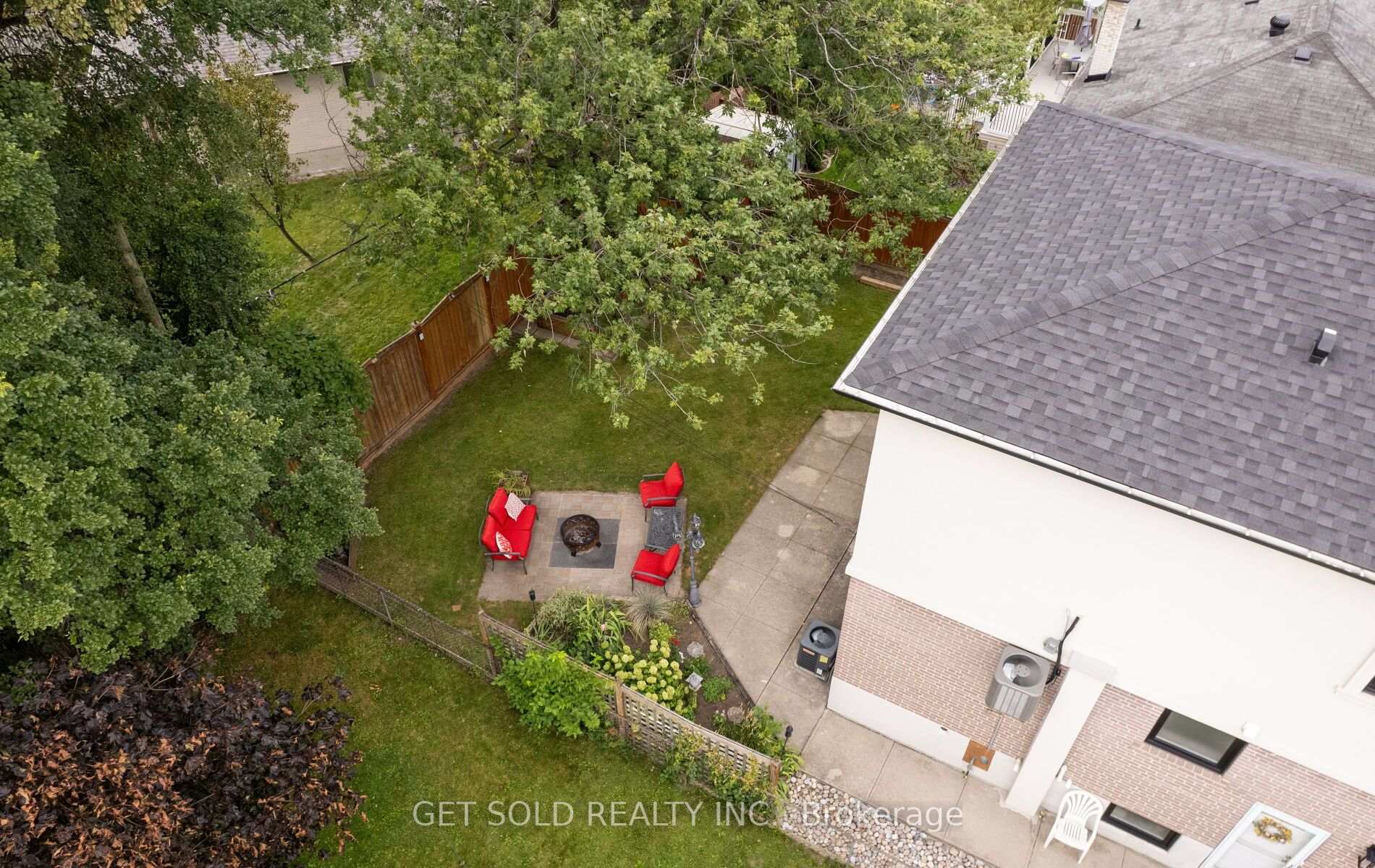 Photo 42 of 8 Hackmore Avenue, Etobicoke, Elms-Old Rexdale — HOMEH