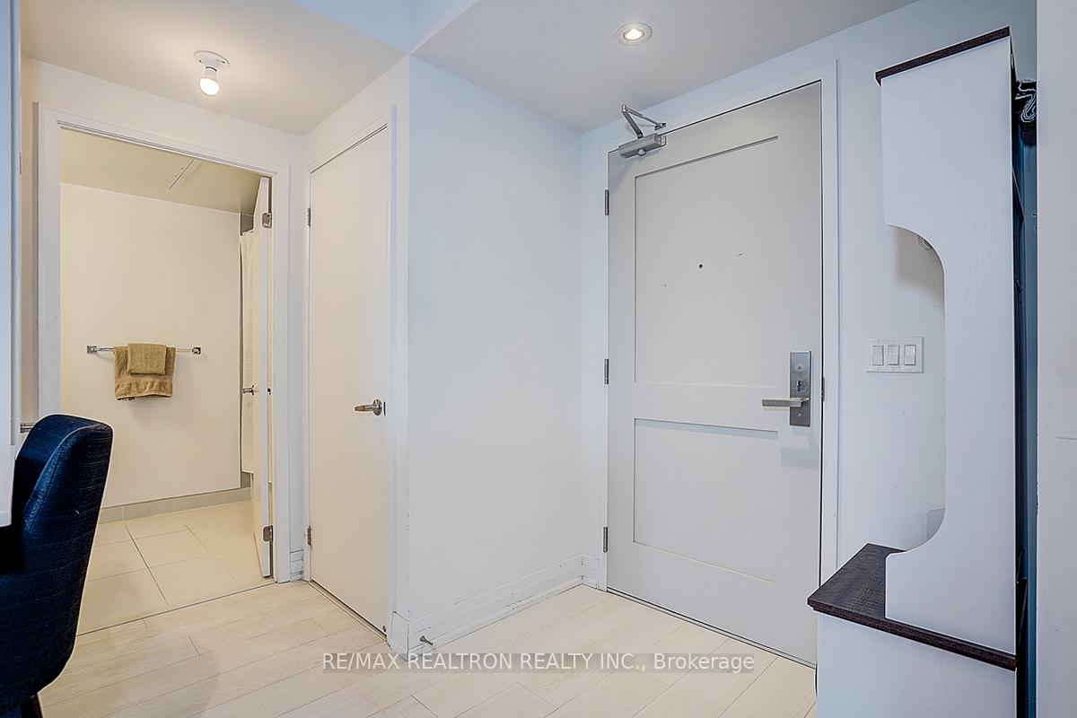 Photo 24 of Unit 530, 26 Gibbs Road, Etobicoke, Islington-City Centre West — HOMEH