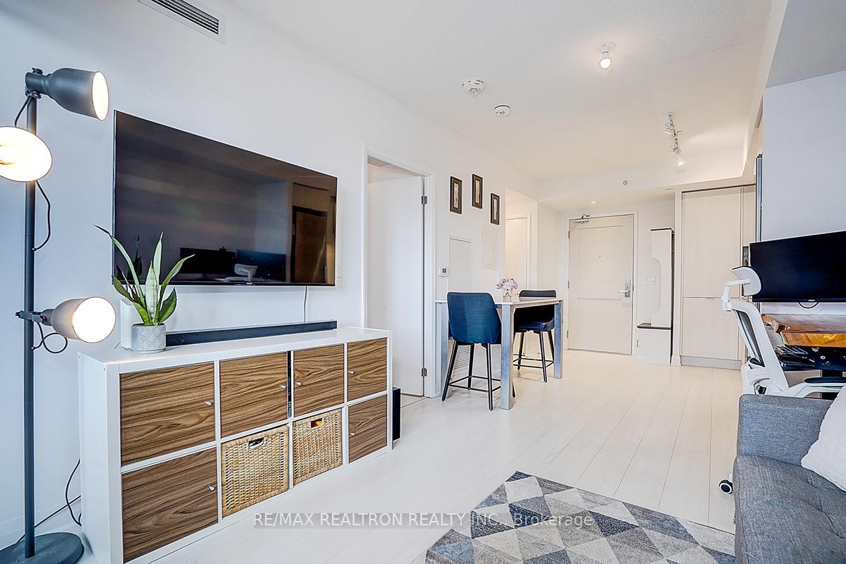 Photo 39 of Unit 530, 26 Gibbs Road, Etobicoke, Islington-City Centre West — HOMEH