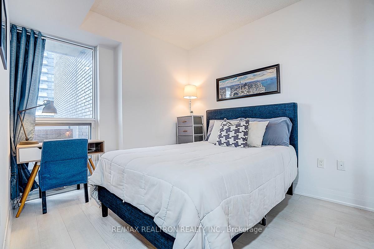 Photo 41 of Unit 530, 26 Gibbs Road, Etobicoke, Islington-City Centre West — HOMEH