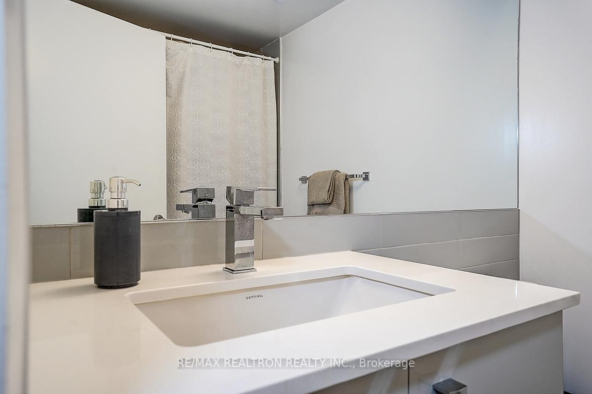 Photo 44 of Unit 530, 26 Gibbs Road, Etobicoke, Islington-City Centre West — HOMEH