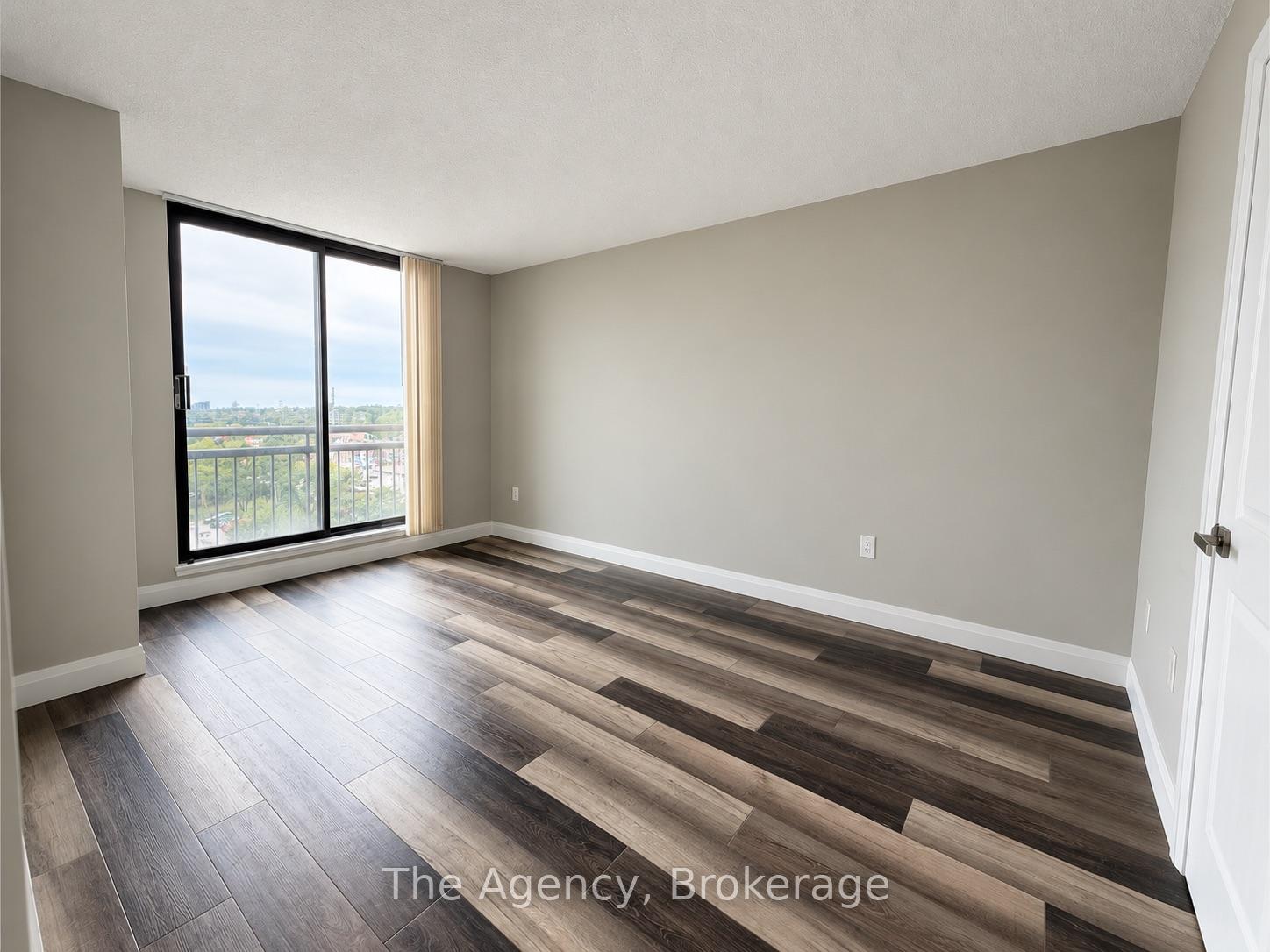 Photo 12 of Unit 812, 2200 Sherobee Road, Mississauga, Cooksville — HOMEH