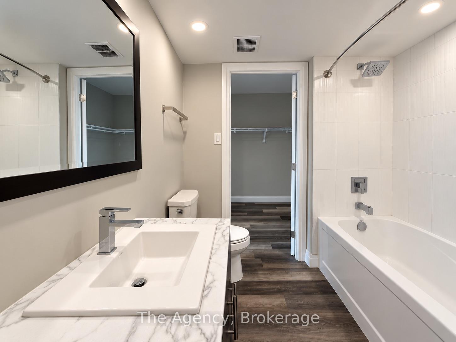 Photo 13 of Unit 812, 2200 Sherobee Road, Mississauga, Cooksville — HOMEH