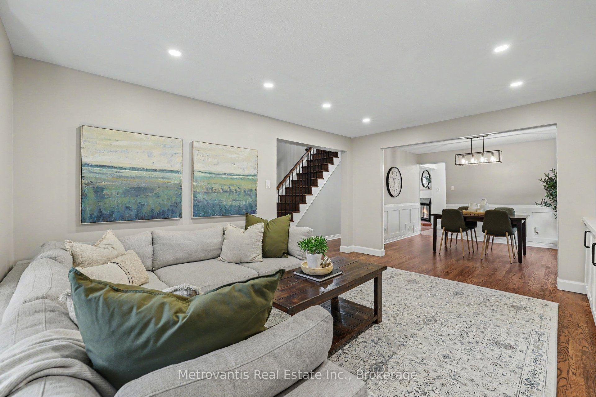 Photo 5 of 1614 Meadowfield Place, Ottawa, Chapel Hill — HOMEH