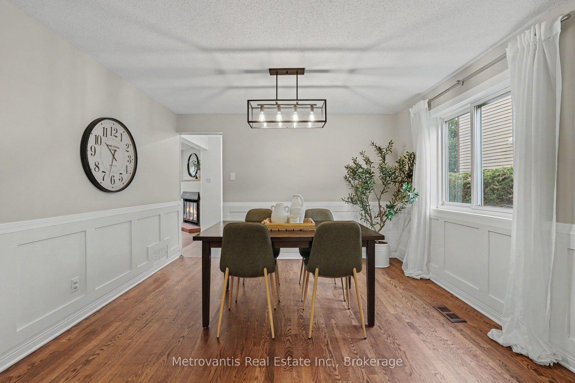 Photo 9 of 1614 Meadowfield Place, Ottawa, Chapel Hill — HOMEH