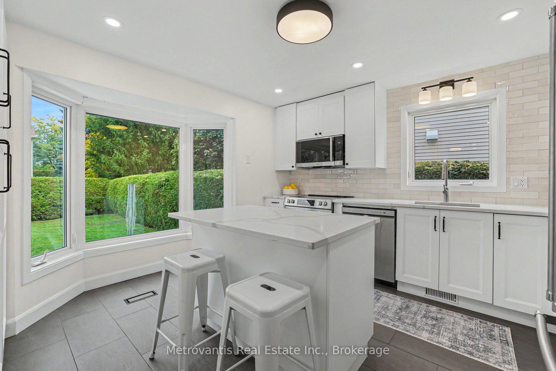 Photo 12 of 1614 Meadowfield Place, Ottawa, Chapel Hill — HOMEH