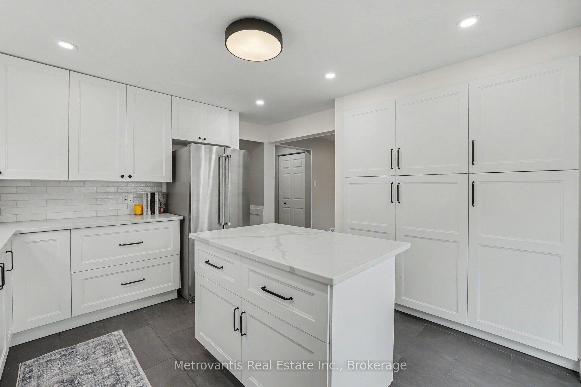 Photo 14 of 1614 Meadowfield Place, Ottawa, Chapel Hill — HOMEH