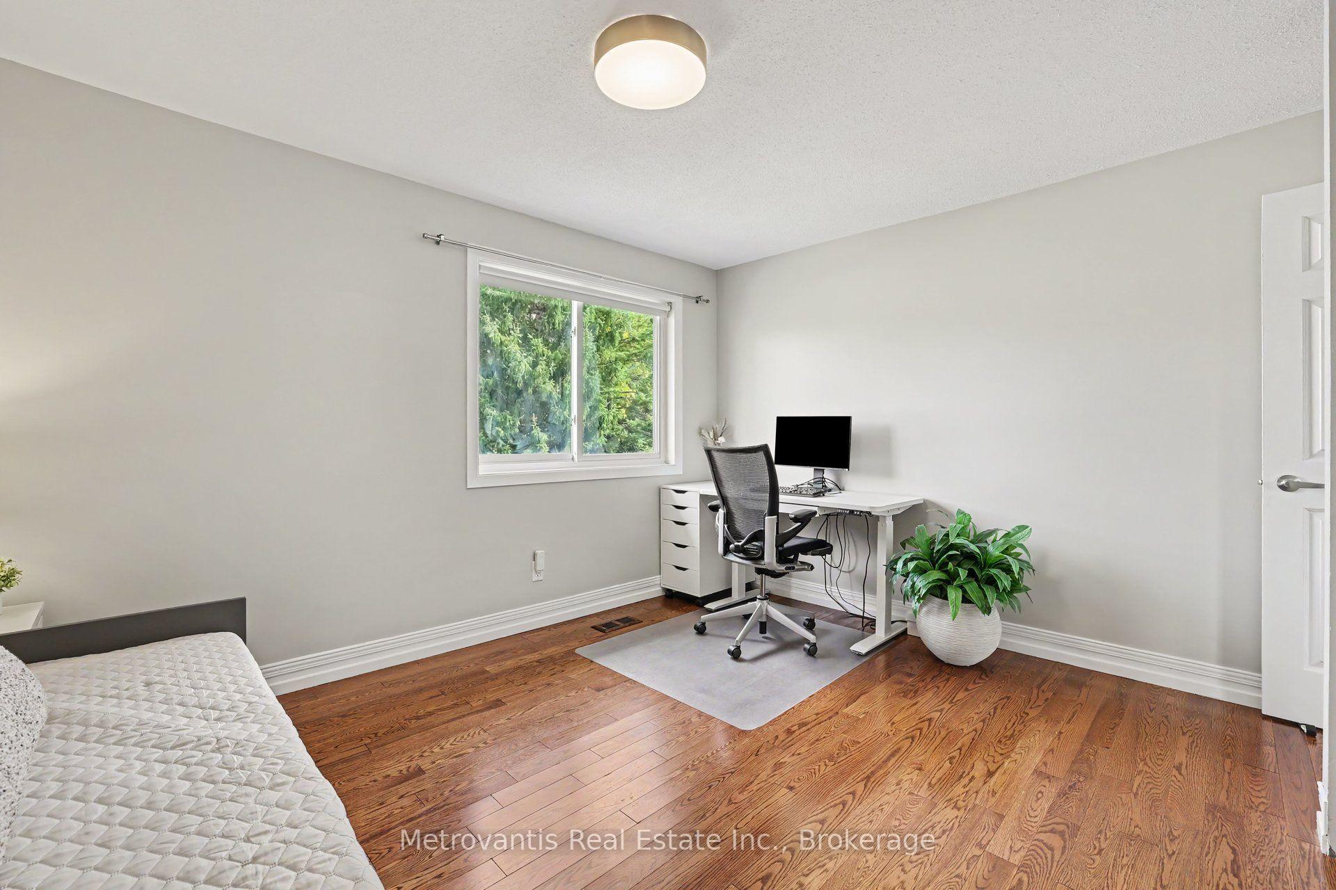 Photo 30 of 1614 Meadowfield Place, Ottawa, Chapel Hill — HOMEH