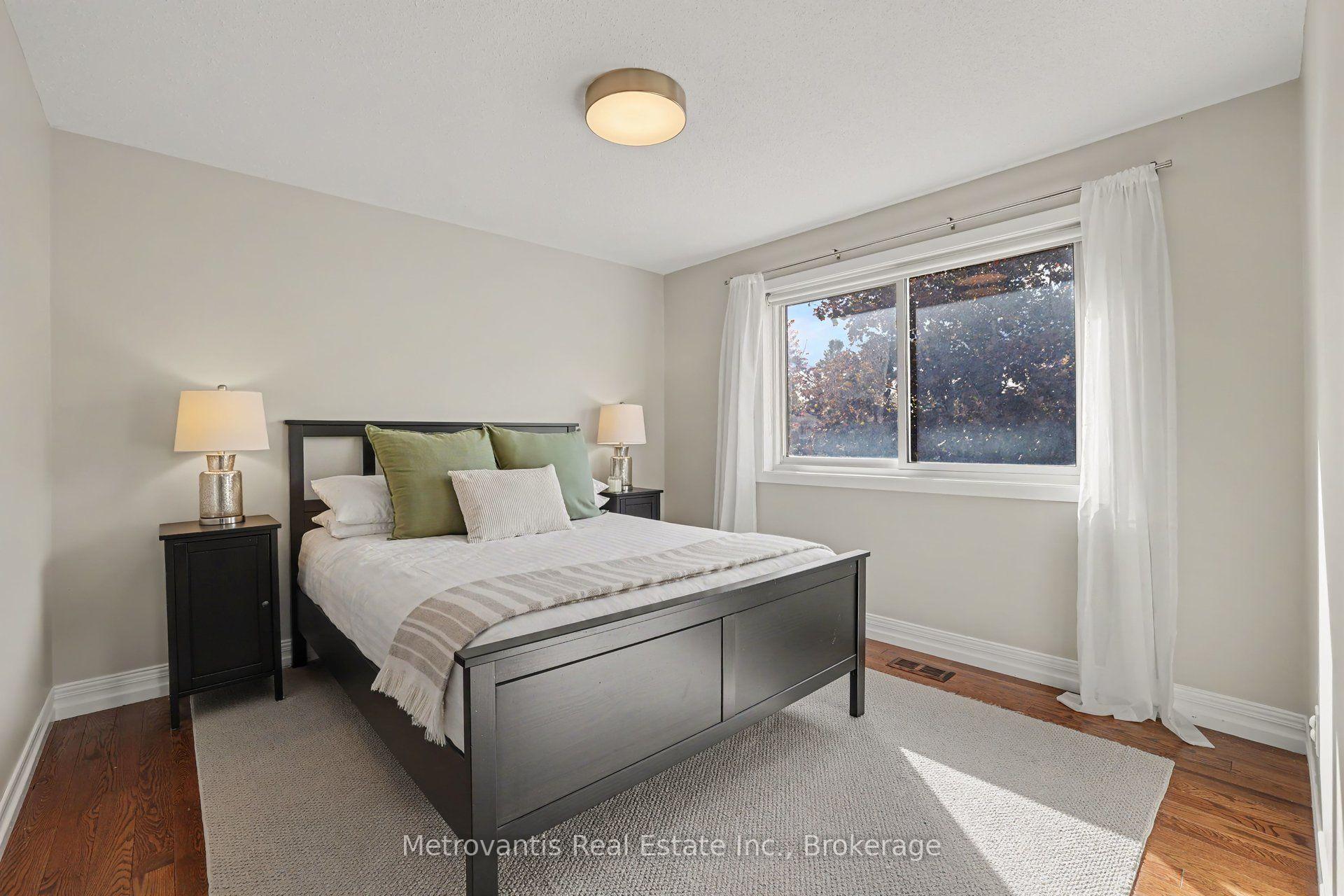 Photo 32 of 1614 Meadowfield Place, Ottawa, Chapel Hill — HOMEH