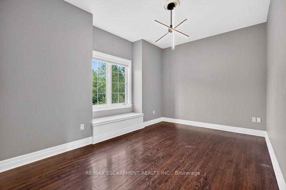 Photo 27 of 110 Concession 11 Road E, Hamilton, Rural Flamborough — HOMEH