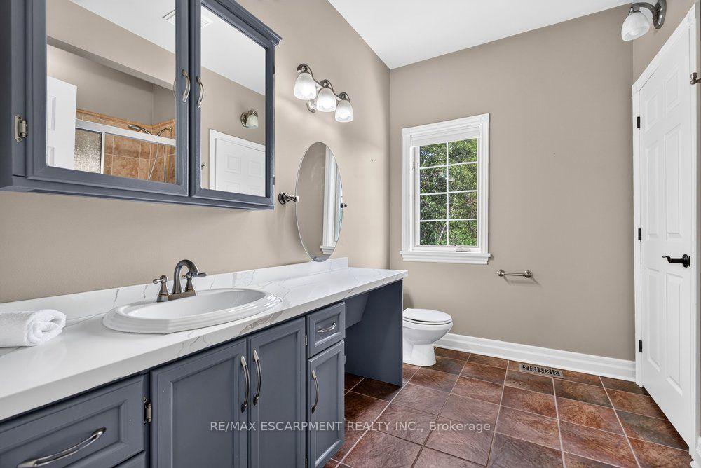 Photo 28 of 110 Concession 11 Road E, Hamilton, Rural Flamborough — HOMEH