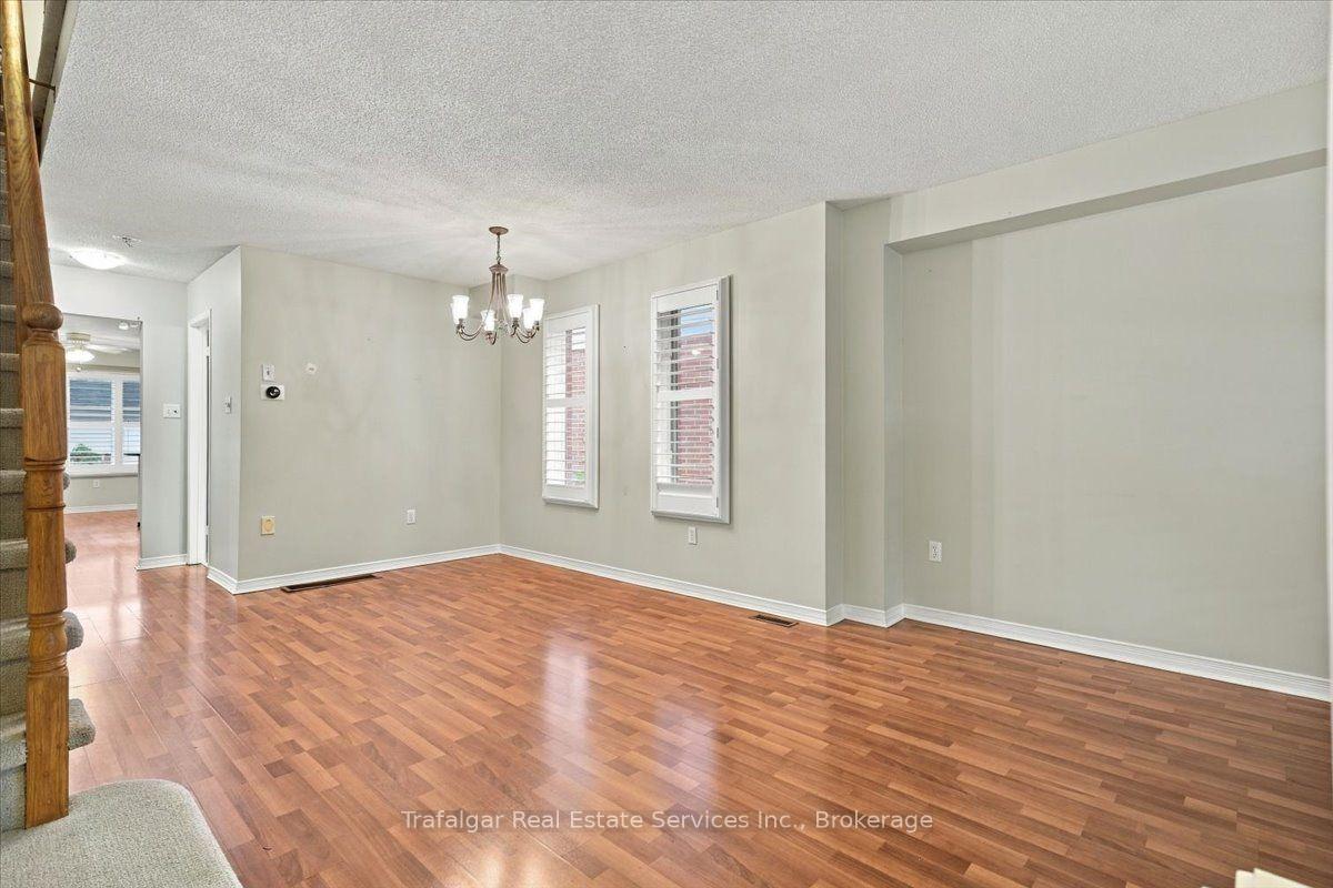 Photo 6 of 2212 Westoak Trails Boulevard, Oakville, West Oak Trails — HOMEH