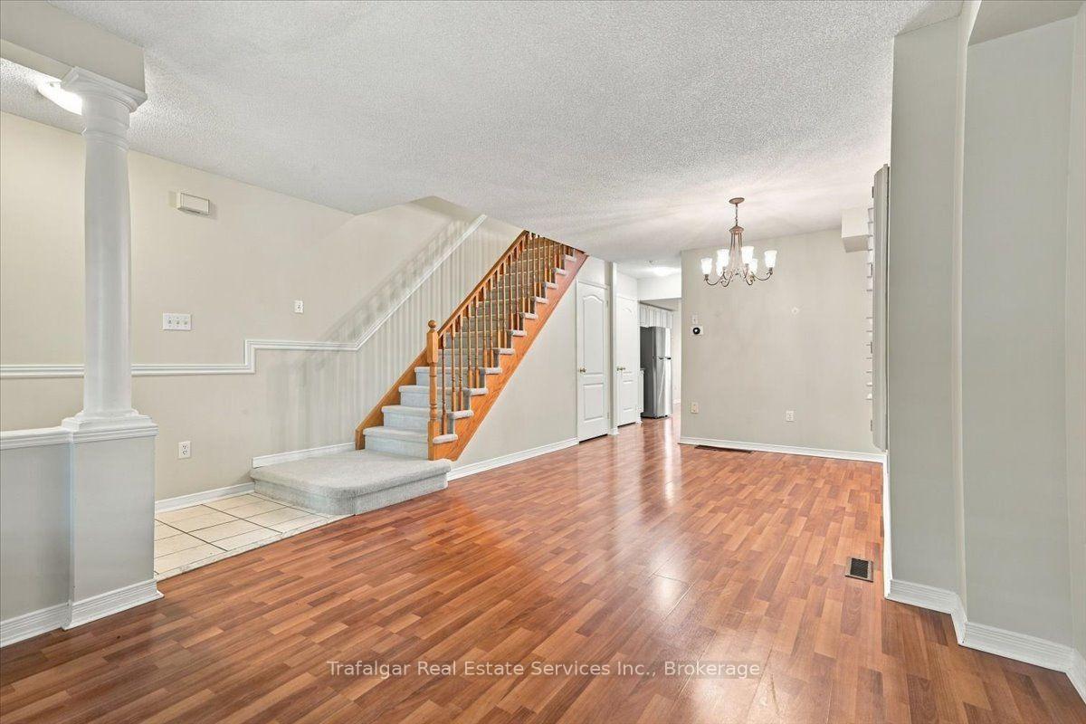 Photo 10 of 2212 Westoak Trails Boulevard, Oakville, West Oak Trails — HOMEH