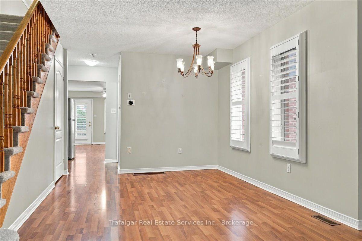 Photo 12 of 2212 Westoak Trails Boulevard, Oakville, West Oak Trails — HOMEH