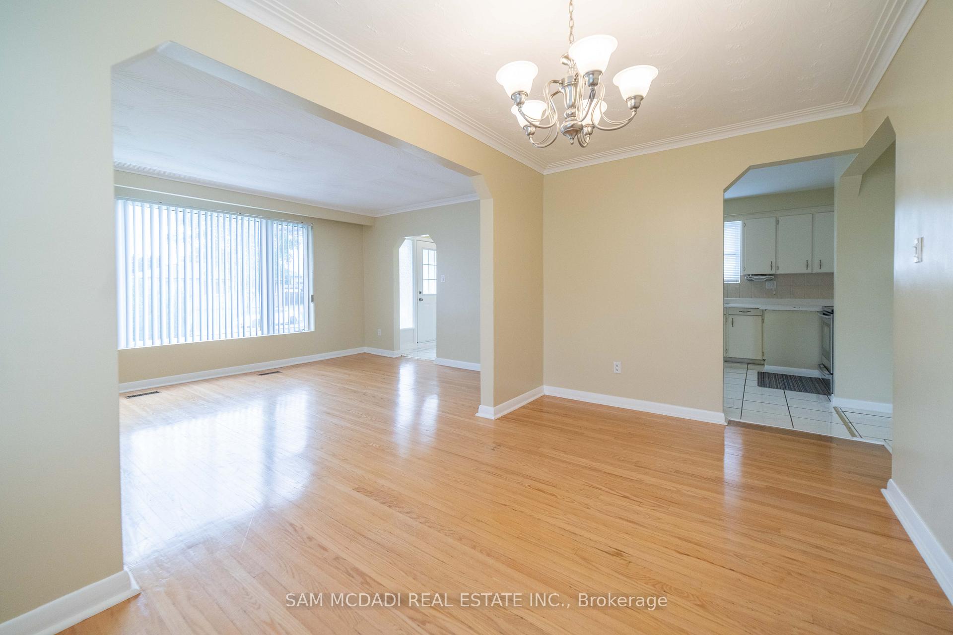 Photo 11 of Unit Upper, 544 Sandmere Place, Oakville, West — HOMEH