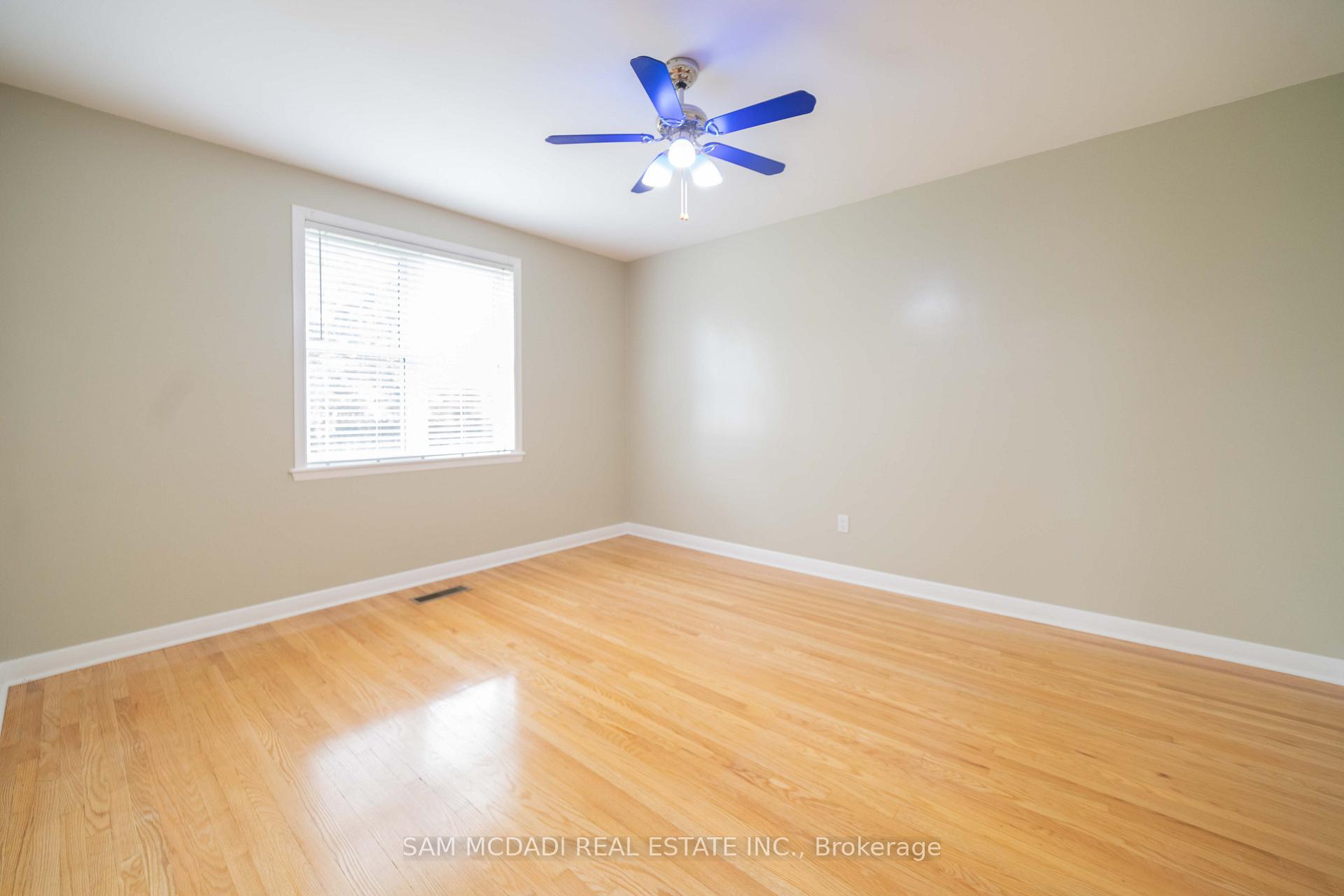 Photo 18 of Unit Upper, 544 Sandmere Place, Oakville, West — HOMEH
