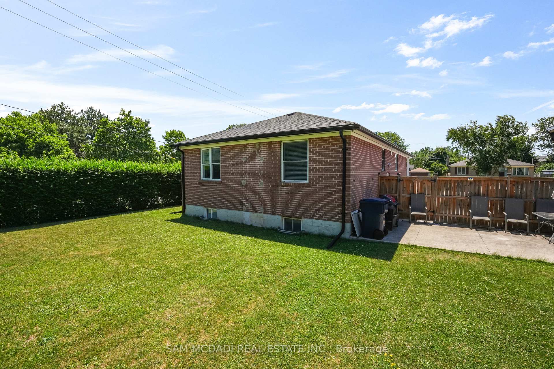 Photo 22 of Unit Upper, 544 Sandmere Place, Oakville, West — HOMEH