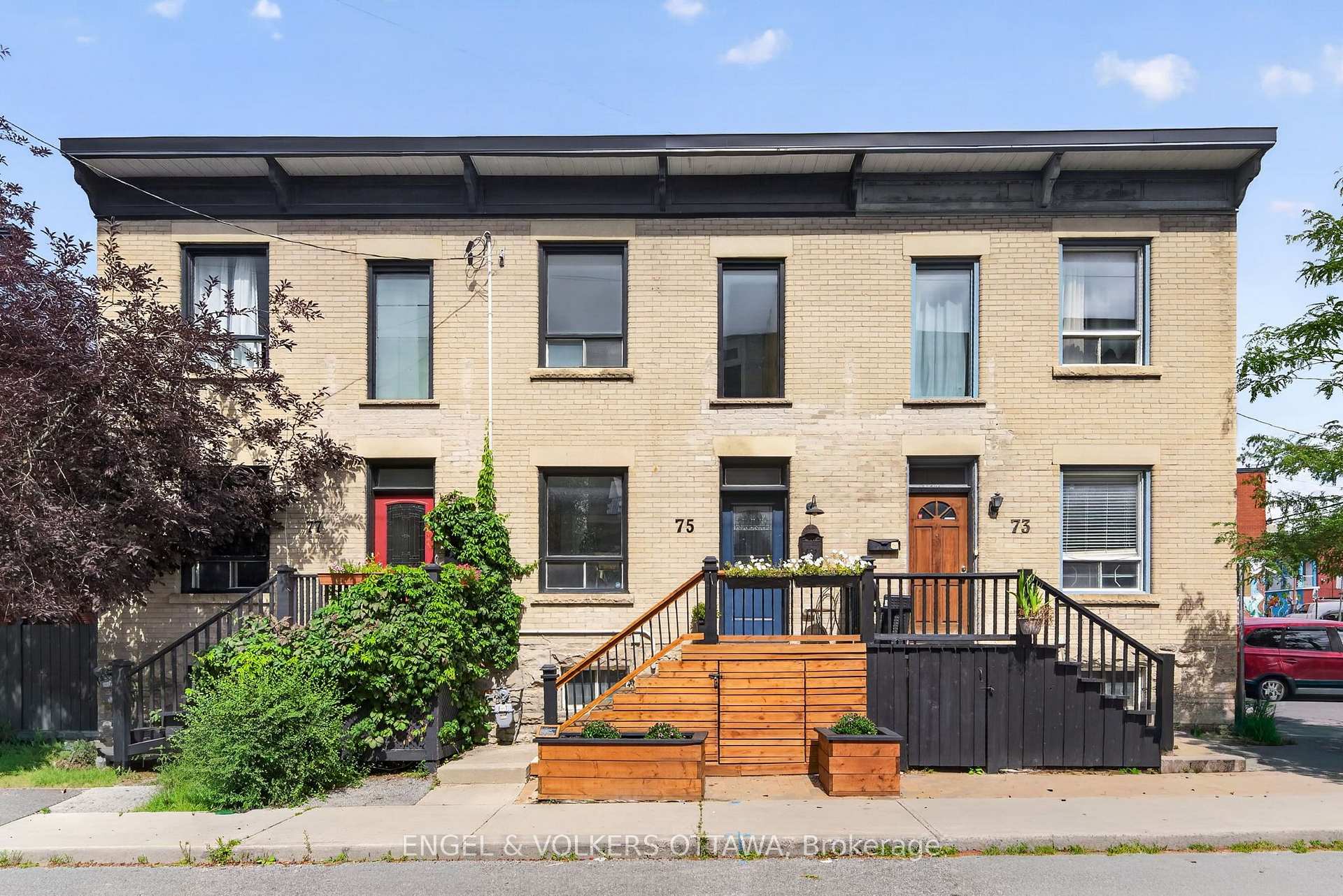 Photo of 75 Eccles Street