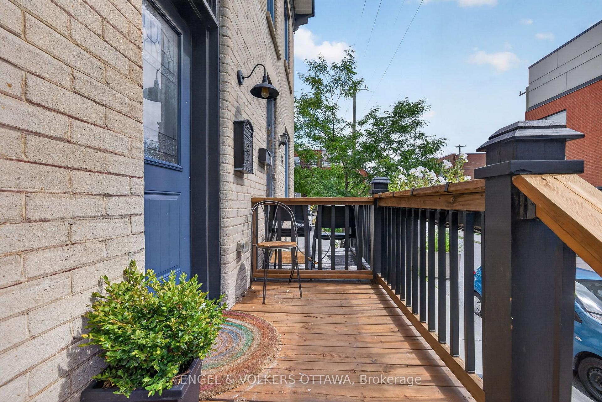 Photo 3 of 75 Eccles Street, Ottawa, West Centre Town — HOMEH