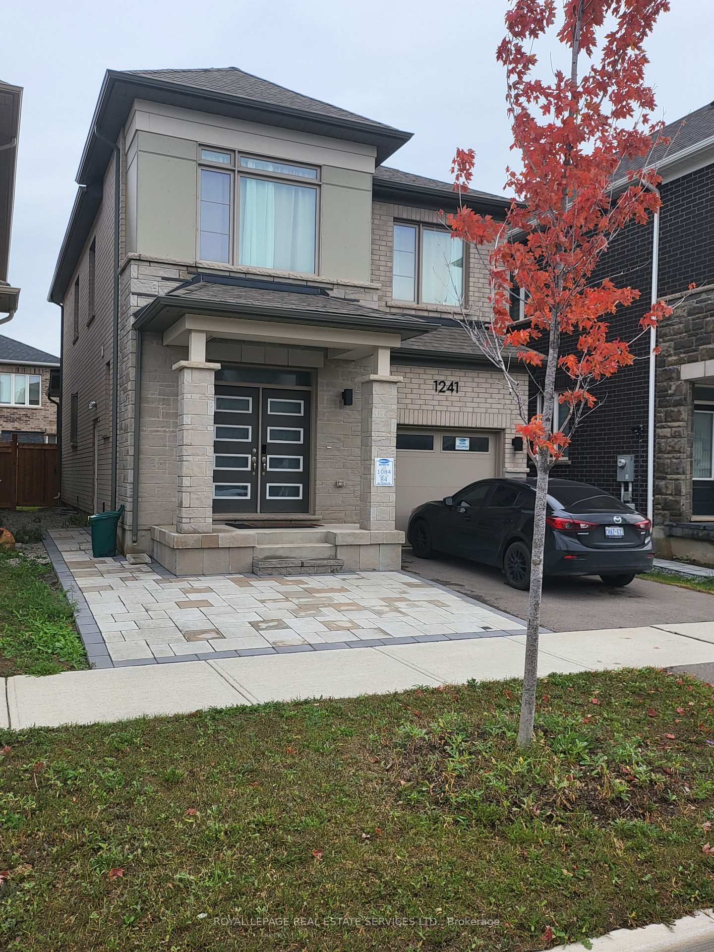 Photo 2 of Unit Bsmt, 1241 Trudeau Drive, Milton, Bowes — HOMEH
