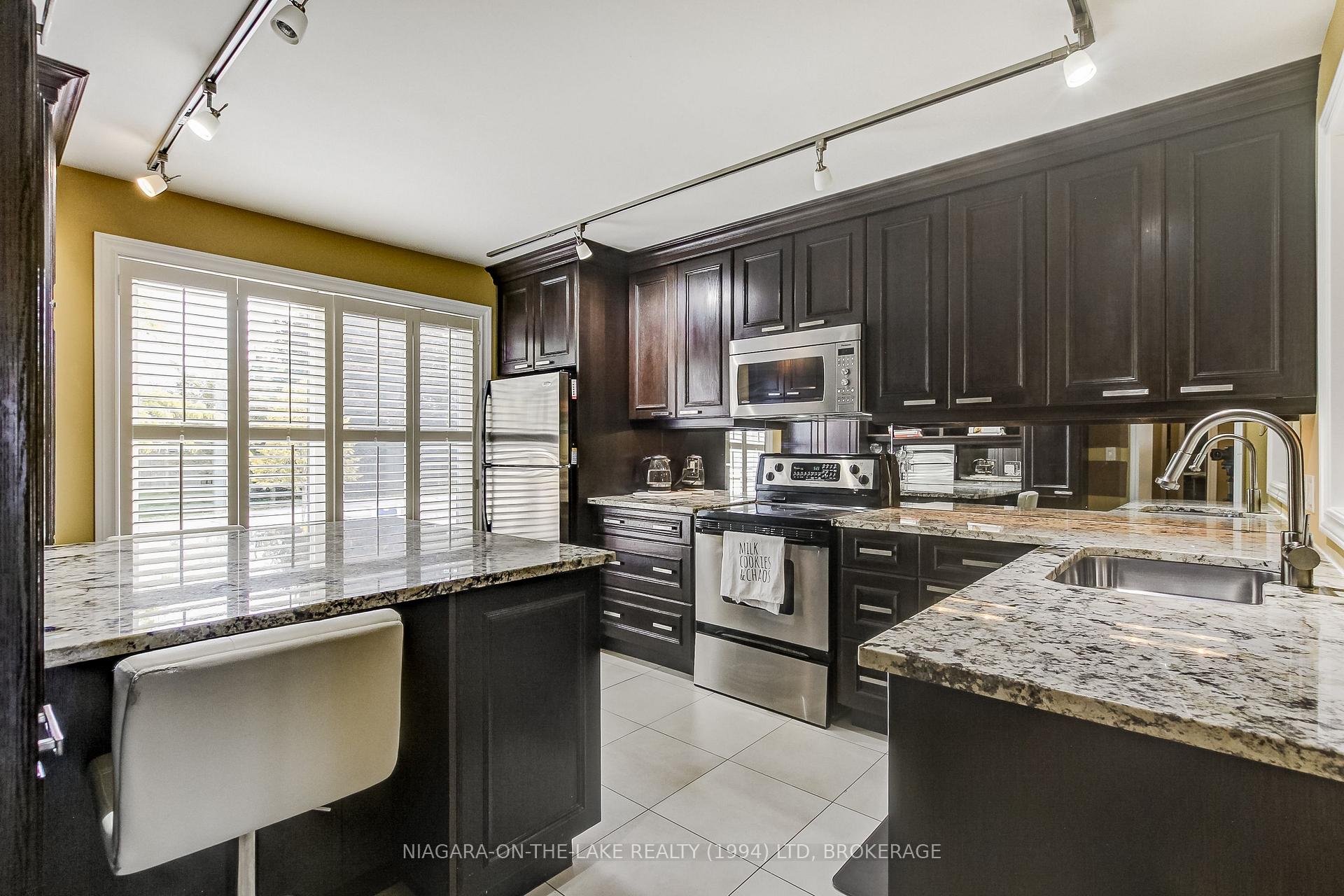 Photo 8 of Unit 14, 1 Lakeside Drive, St. Catharines, Port Weller — HOMEH