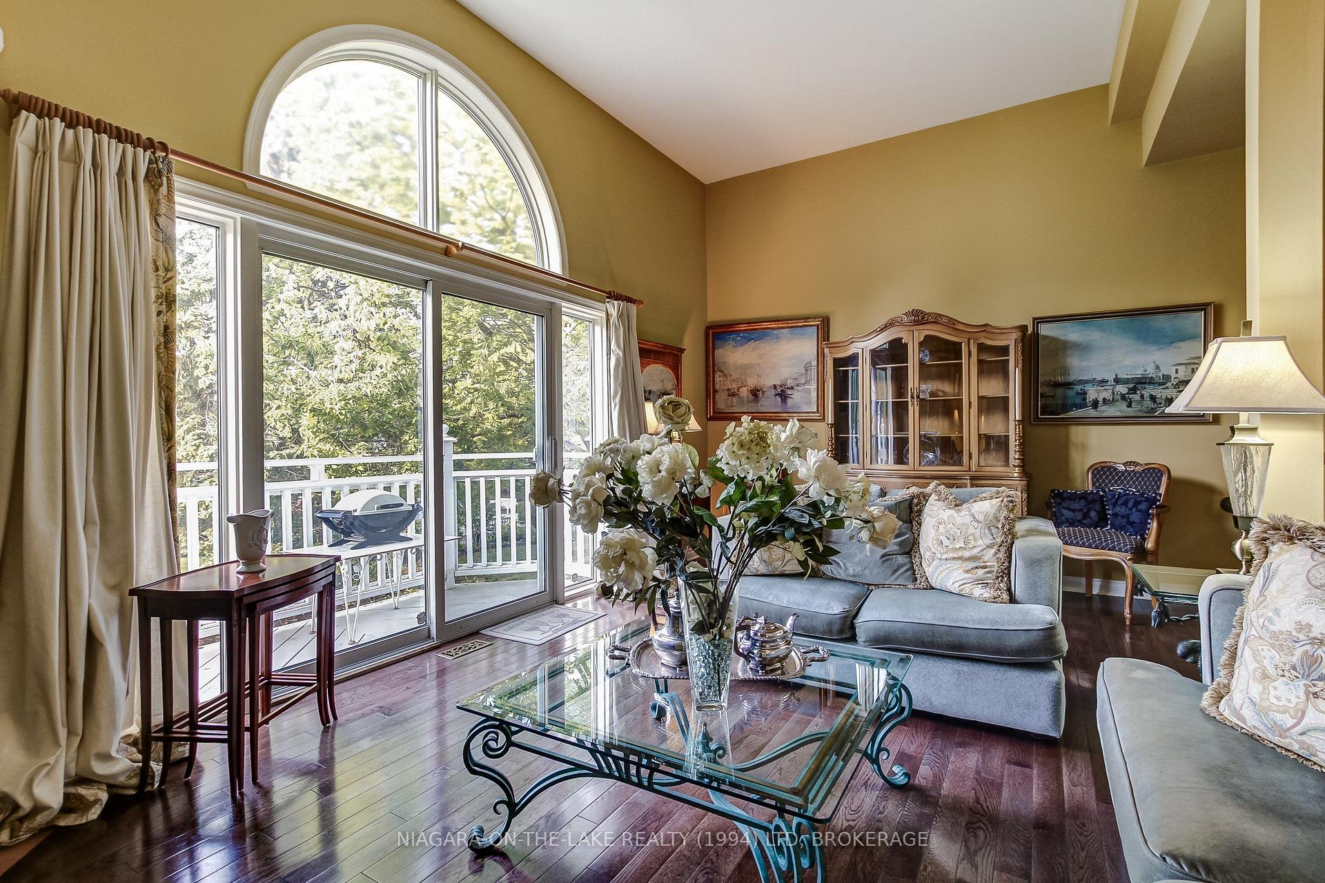 Photo 14 of Unit 14, 1 Lakeside Drive, St. Catharines, Port Weller — HOMEH