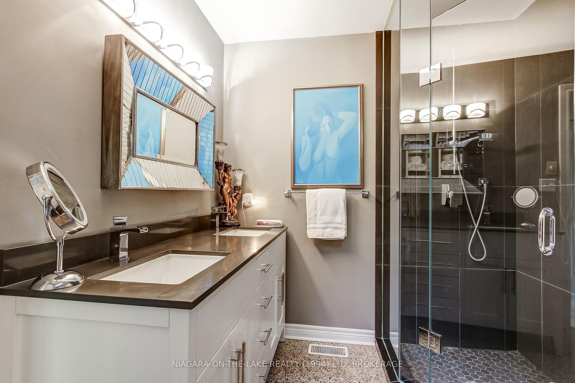 Photo 19 of Unit 14, 1 Lakeside Drive, St. Catharines, Port Weller — HOMEH