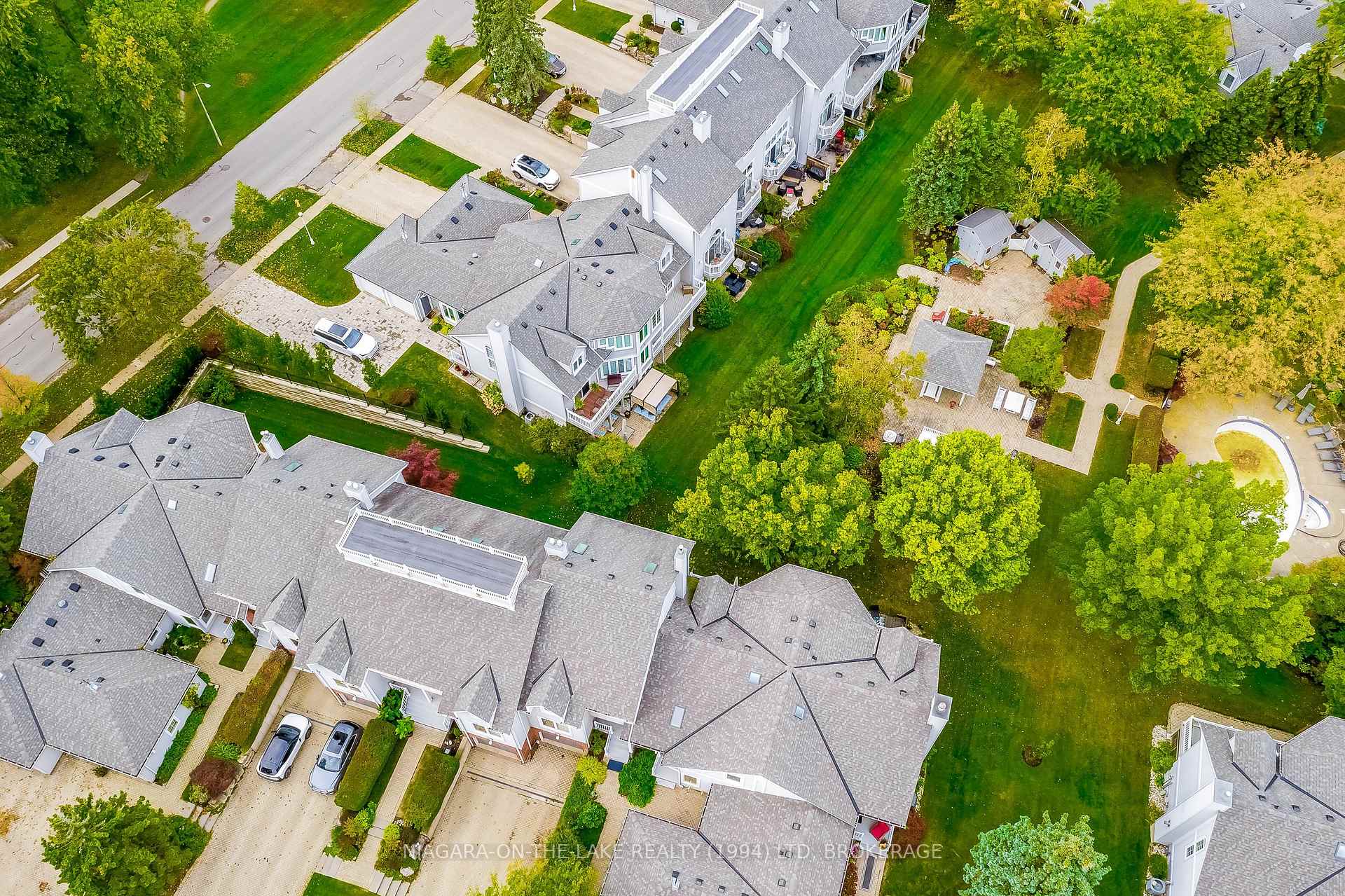 Photo 38 of Unit 14, 1 Lakeside Drive, St. Catharines, Port Weller — HOMEH