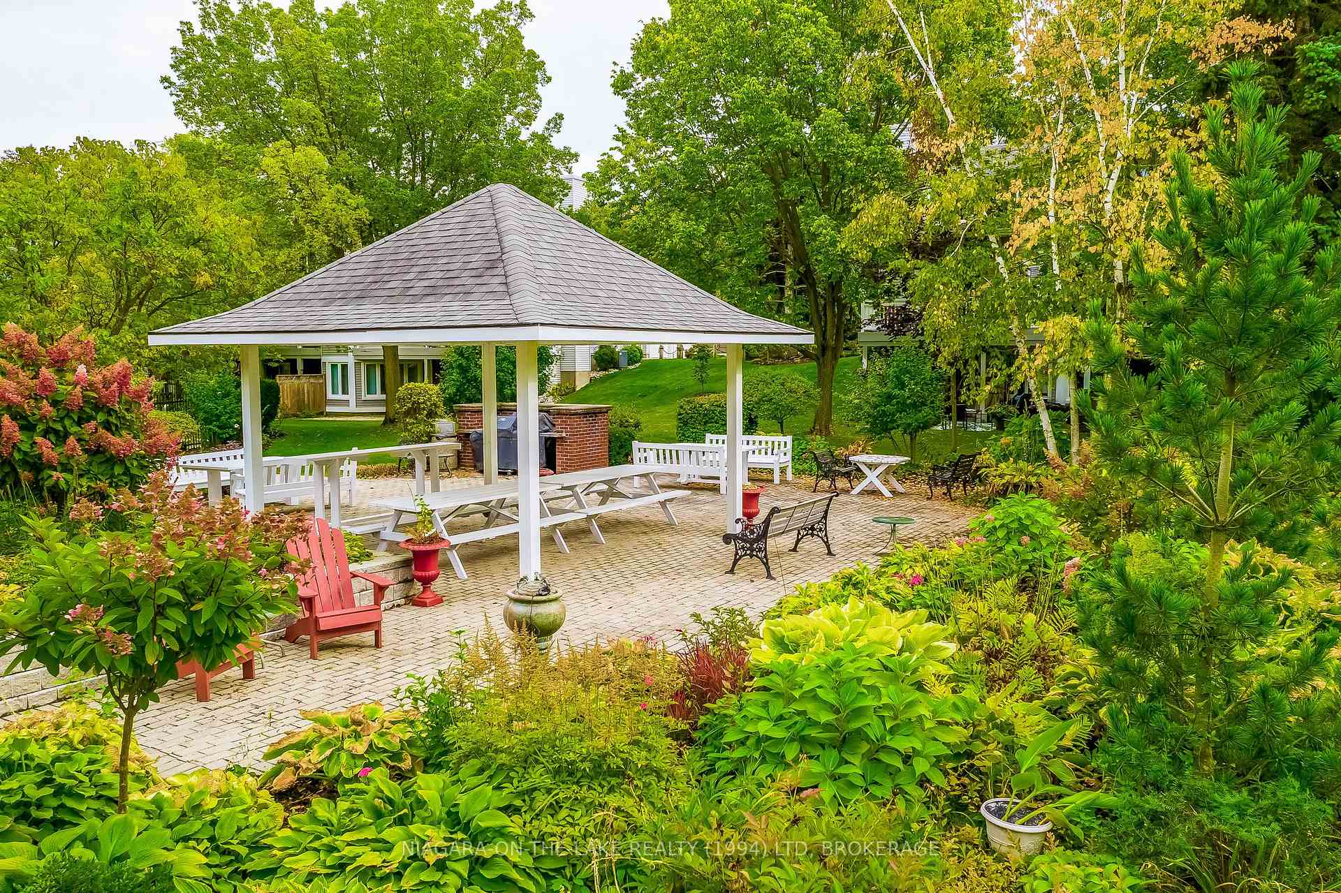 Photo 39 of Unit 14, 1 Lakeside Drive, St. Catharines, Port Weller — HOMEH